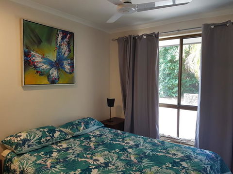 13 Coora Court - Sleeps 6, Pool, Air Con, Pets - Kalgoorlie Accommodation 0