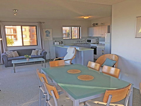 14 'Intrepid', 3 Intrepid Close - Unlimited Magnificent Water Views - Kalgoorlie Accommodation 1
