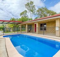 14 Double Island Drive - Rainbow Beach Large Holiday House with PoolPets Welcome Free Wi-Fi - Kalgoorlie Accommodation