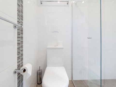 16 'Carindale' 19-23 Dowling St - Ground Floor, Foxtel, Pool And Tennis Court - Kalgoorlie Accommodation 2