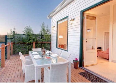 1880s Kananook Boutique Historic Luxury Apartment FSC Private Villa Bairnsdale - Kalgoorlie Accommodation 0