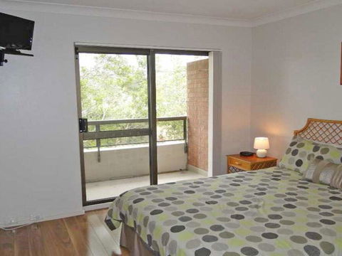 19 'The Commodore' 9-11 Donald Street - Two Bedroom Unit In The CBD Of Nelson Bay - Kalgoorlie Accommodation 2