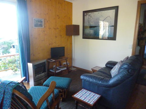 19 Blue - Kalgoorlie Accommodation 3