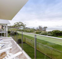 2 'The Helm' 22 Voyager Cl - Stunning waterfront unit with Air Conditioning - Kalgoorlie Accommodation