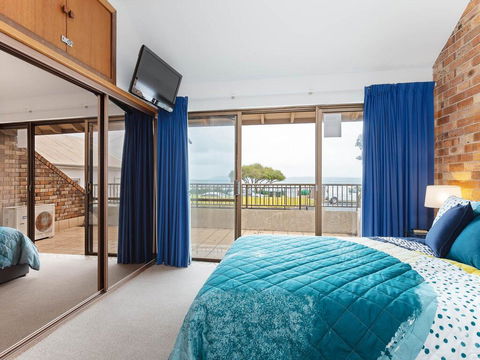 2 'Yachtsman Rest', 37 Victoria Parade - Foxtel, Aircon, Waterviews - Kalgoorlie Accommodation 2