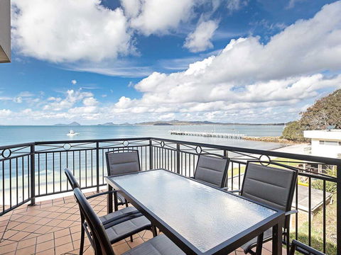 2/137 Soldiers Point Road - Luxury Unit On The Waterfront With Aircon And Free Unlimited Wi Fi - Kalgoorlie Accommodation 0