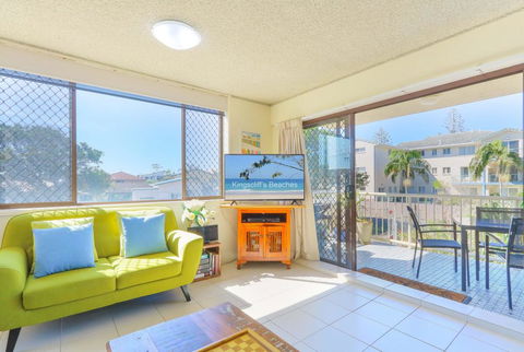 20 Kingsway 3 Bedroom Holiday Apartment - Kalgoorlie Accommodation 0