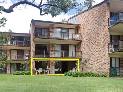 23 'Bay Parklands', 2 Gowrie Avenue - Little Beach, Air Con, Pool & Tennis Court - Kalgoorlie Accommodation 1