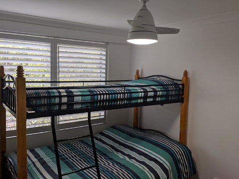 24 'The Poplars', 34 Magnus Street - Views, Aircon, WIFI, Netflix & Pool - Kalgoorlie Accommodation 3
