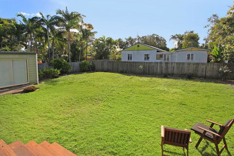 24 Sundew Street, Mudjimba - 500 Bond - Pet Friendly, Linen Supplied, WIFI, Air Cond. - Kalgoorlie Accommodation 2