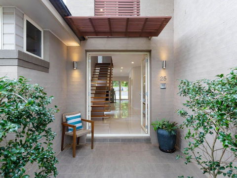 25 Christmas Bush Avenue - Aircon, Pet Friendly, Small Boat Parking & WIFI - Kalgoorlie Accommodation 0