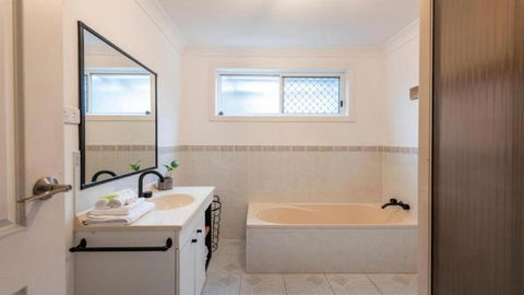 Beach Lane - Kalgoorlie Accommodation 4