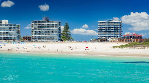 Beaches International - Kalgoorlie Accommodation 3