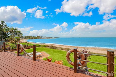 Beachfront Holiday Cottage - Kalgoorlie Accommodation 2