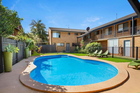 Beachside Gardens 10 - Kalgoorlie Accommodation 0