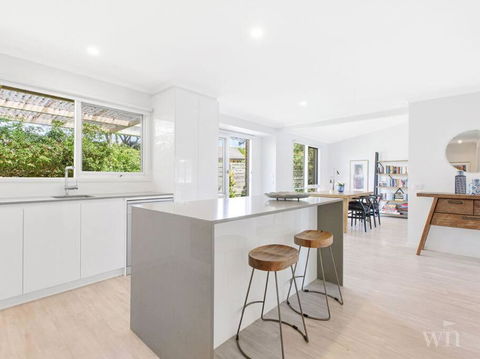 Beachside Getaway - Kalgoorlie Accommodation 2