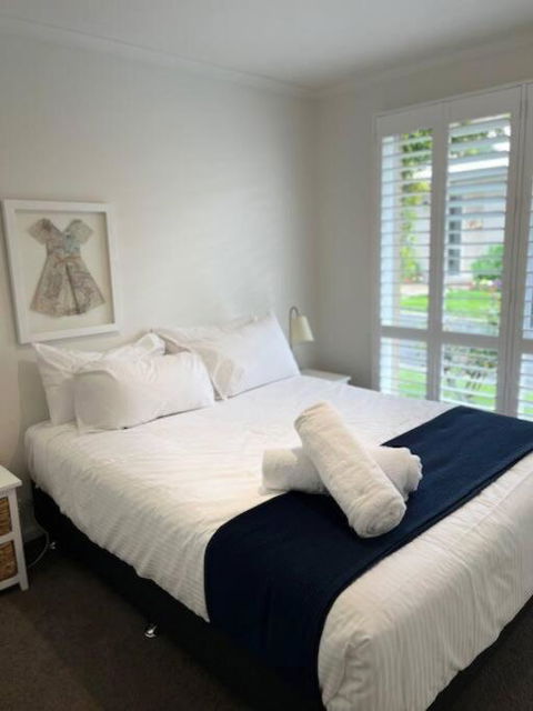 Beachside Getaway - Kalgoorlie Accommodation 4