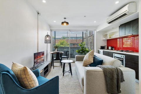 Beautifully Cosy St Kilda Apartment - Kalgoorlie Accommodation 0