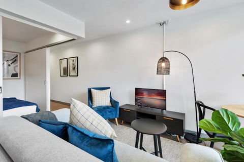 Beautifully Cosy St Kilda Apartment - Kalgoorlie Accommodation 3