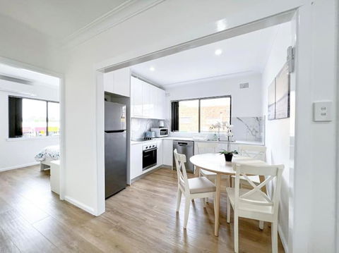 Brand New 2 Bedrooms Apartment In Ingleburn - Kalgoorlie Accommodation 0