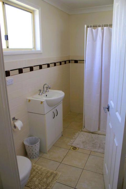 Browns Rocks Caravan Park - Kalgoorlie Accommodation 4