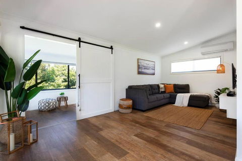 BUNGALOW1six - Kalgoorlie Accommodation 4