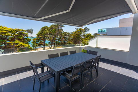 C-Scape Penthouse - Cowes Beach Front - Kalgoorlie Accommodation 3