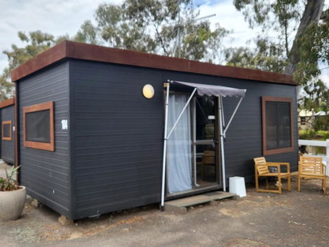C And C Backpack - Kalgoorlie Accommodation 0