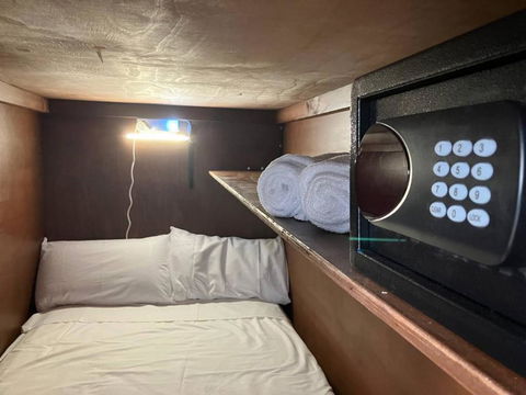 C And C Backpack - Kalgoorlie Accommodation 3