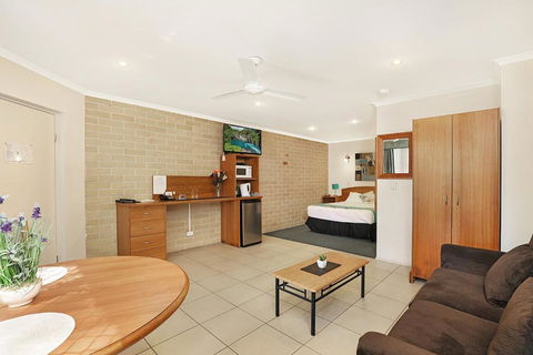 Caboolture Riverlakes Boutique Motel - Kalgoorlie Accommodation 3