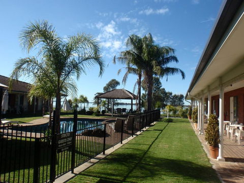 CAPRICORN MOTOR Inn - Kalgoorlie Accommodation 0