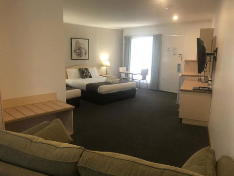 CAPRICORN MOTOR Inn - Kalgoorlie Accommodation 2