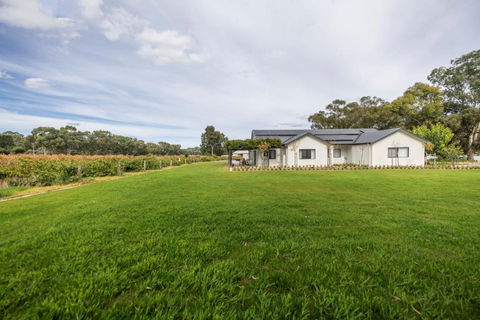 CASALE ESTATE - Kalgoorlie Accommodation 2