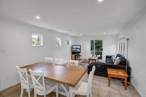COOLAMAINE 1 Rainbow Beach - Kalgoorlie Accommodation 2