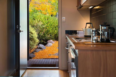 Daylesford Spa Villa 4 - Kalgoorlie Accommodation 3