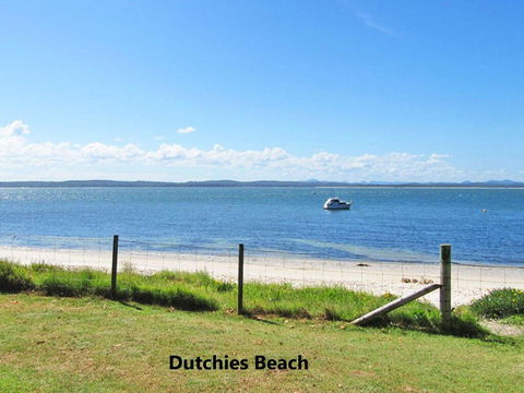 27b Christmas Bush Avenue - Duplex In Nelson Bay Walking Distance To Dutchies Beach - Kalgoorlie Accommodation 3