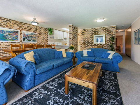 28 'Bay Parklands', 2 Gowrie Ave - Pool, Tennis + Stunning Views - Kalgoorlie Accommodation 2