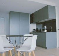 2Bed 2Bath Minimalist Apartment in CBD - Kalgoorlie Accommodation
