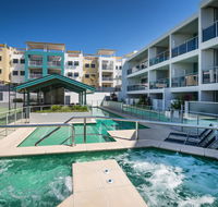 2BR Coolum Beach Escape  Courtyard Pool Spa Tennis