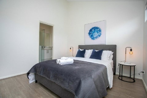 2x2 Luxury Retreat Condo - Kalgoorlie Accommodation 0