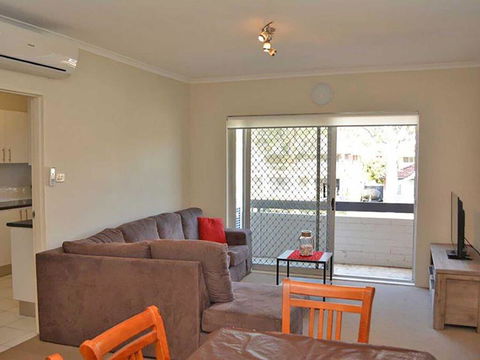 3 'Silvana Court', 26 Ajax Avenue - Neat Unit With Air Conditioning - Kalgoorlie Accommodation 2