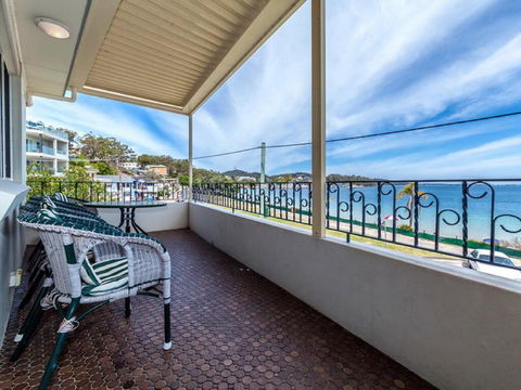 3 'Sunset' 11 Victoria Parade - Stunning Unit Right Across From The Water - Kalgoorlie Accommodation 3