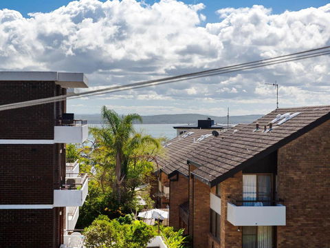 3 'The Commodore' , 9-11 Donald Street - Great Unit In The Heart Of Town - Kalgoorlie Accommodation 0