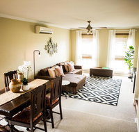 3 Bdrm House With Parking  Outdoor Entertaining - Kalgoorlie Accommodation