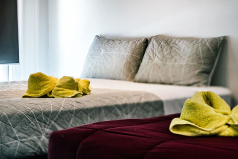 3 Bedroom Apartment / Spence St - Kalgoorlie Accommodation 2