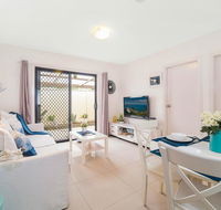 3 Bedroom cozy and quiet holiday home - Kalgoorlie Accommodation