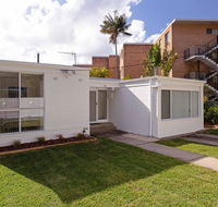 3 Lillian Street - fantastic house so close to the water - Kalgoorlie Accommodation