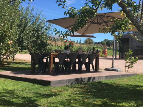 3 Willows Vineyard Cottage - Kalgoorlie Accommodation 1