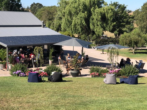 3 Willows Vineyard Cottage - Kalgoorlie Accommodation 2