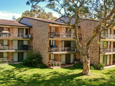 32 'Bay Parklands', 2 Gowrie Avenue - Fantastic Unit With Air Conditioning, Pool, Tennis Court & Spa - Kalgoorlie Accommodation 3